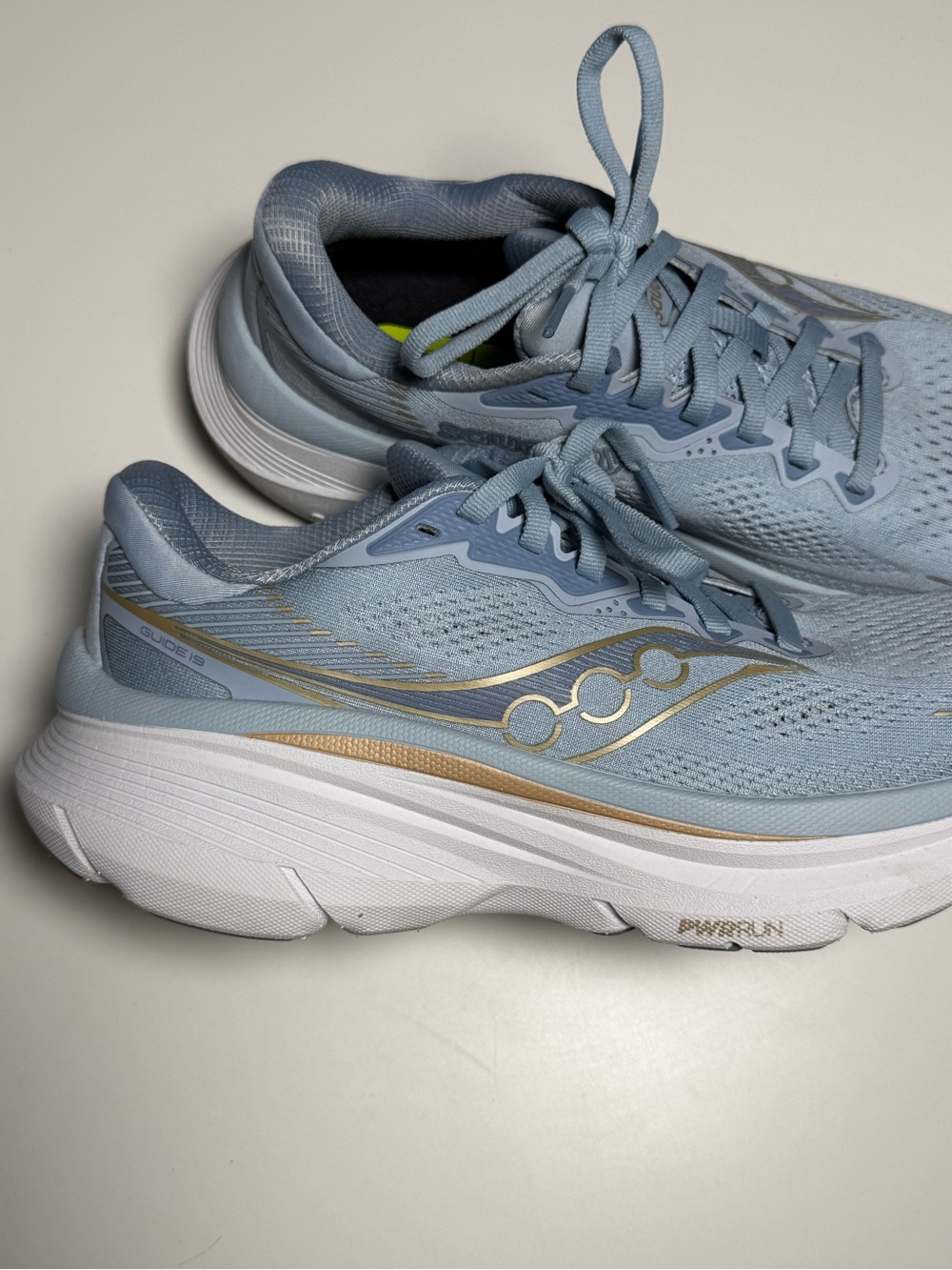Saucony Women's Guide 19 running shoes
